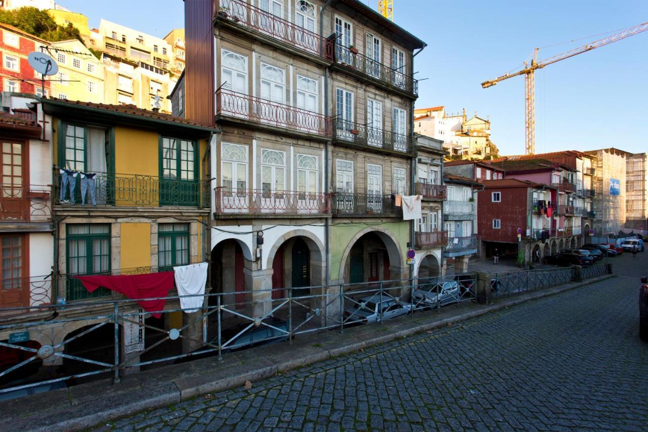 Aposentus - Riverside Miragaia Lägenhet OOporto Exteriör bild